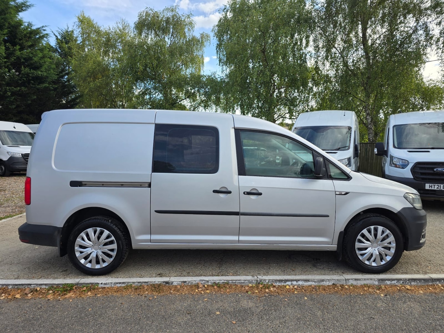 Used Volkswagen Caddy Maxi 2019 for sale - 77691054: Photo 6