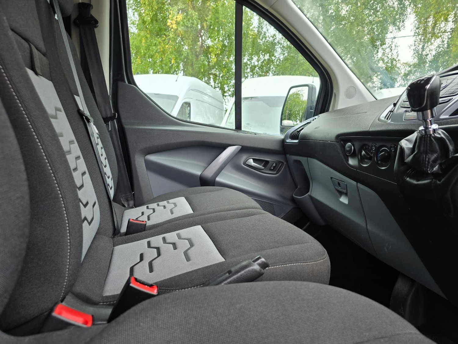 Used Ford Transit Custom 2015 for sale - 75674400: Photo 23