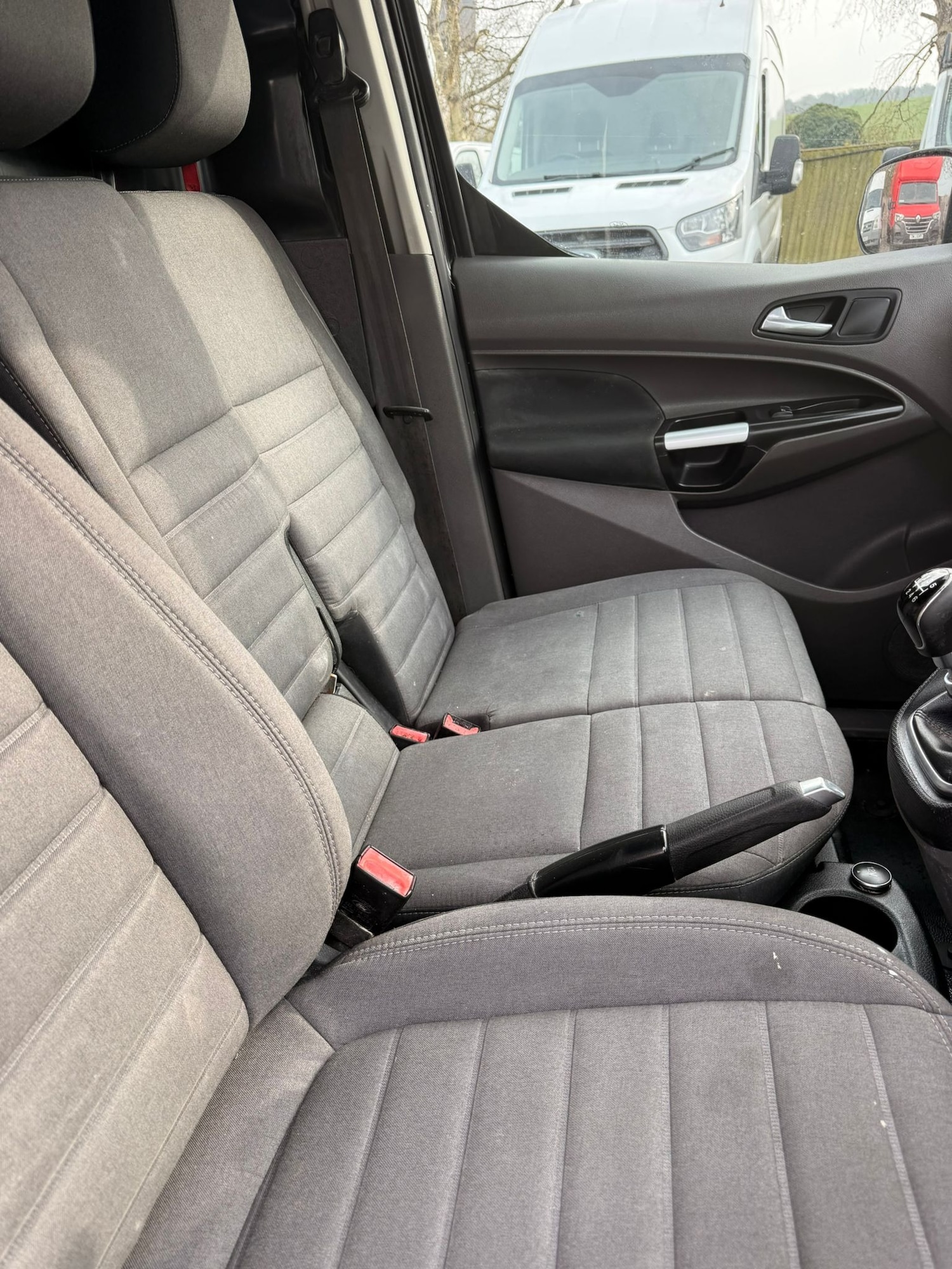 Used Ford Transit Connect 2019 for sale - 78000622: Photo 13