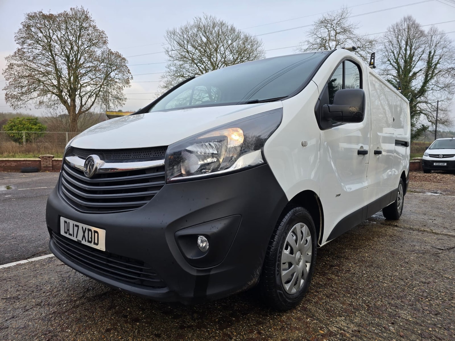 Used Vauxhall Vivaro 2017 for sale - 77087639: Photo 2