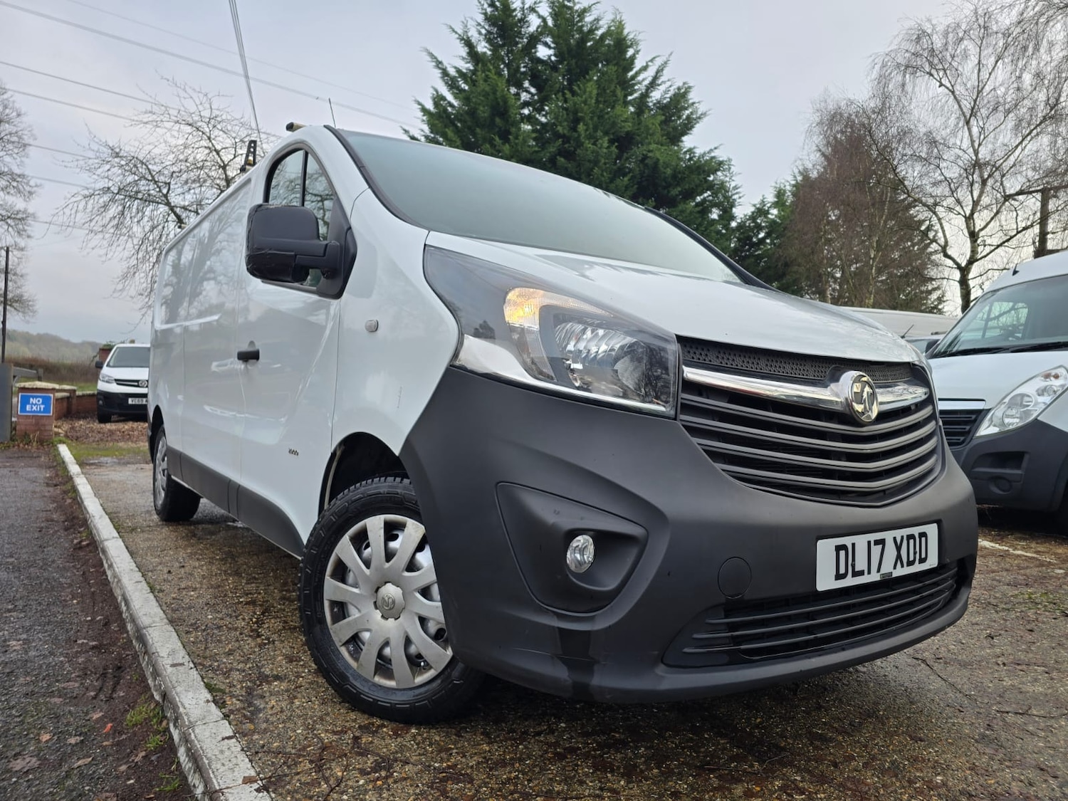 Used Vauxhall Vivaro 2017 for sale - 77087639: Photo 3