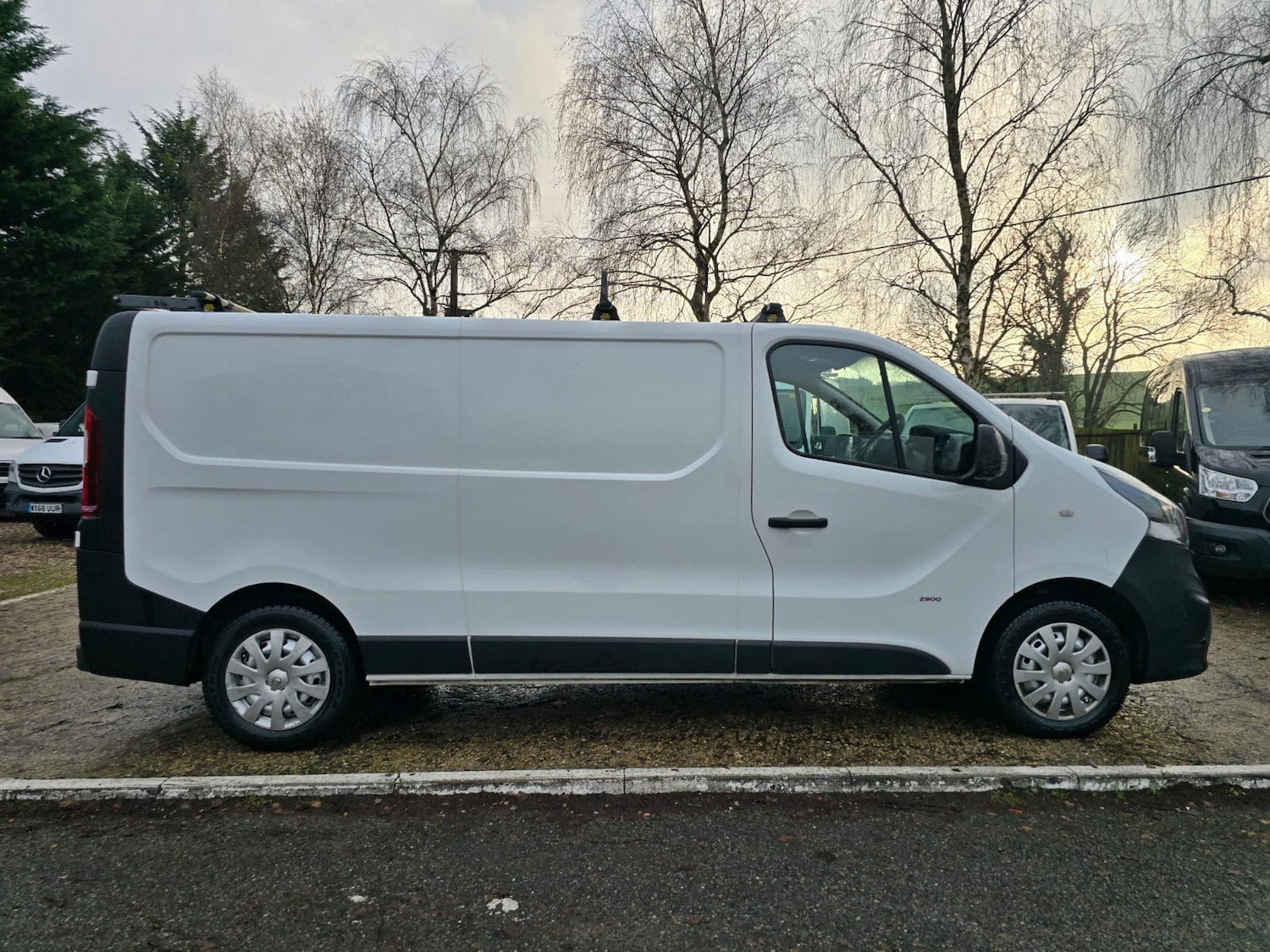 Used Vauxhall Vivaro 2017 for sale - 77087639: Photo 5