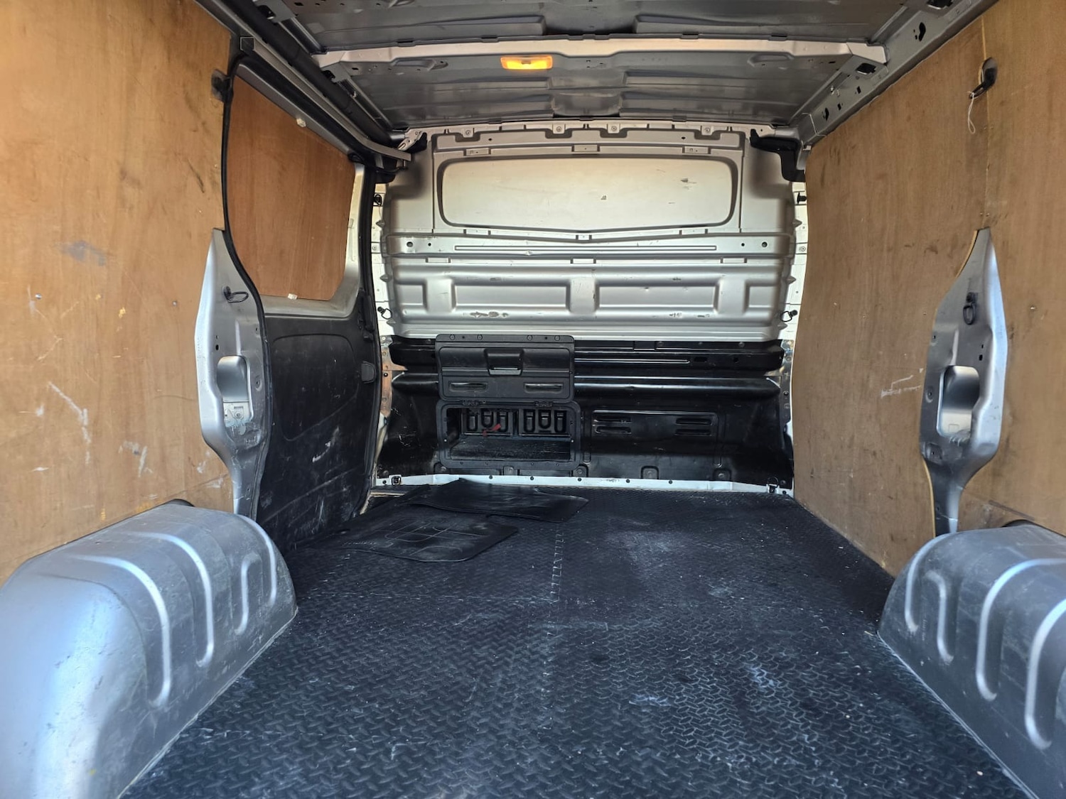 Used Renault Trafic 2018 for sale - 77998800: Photo 16