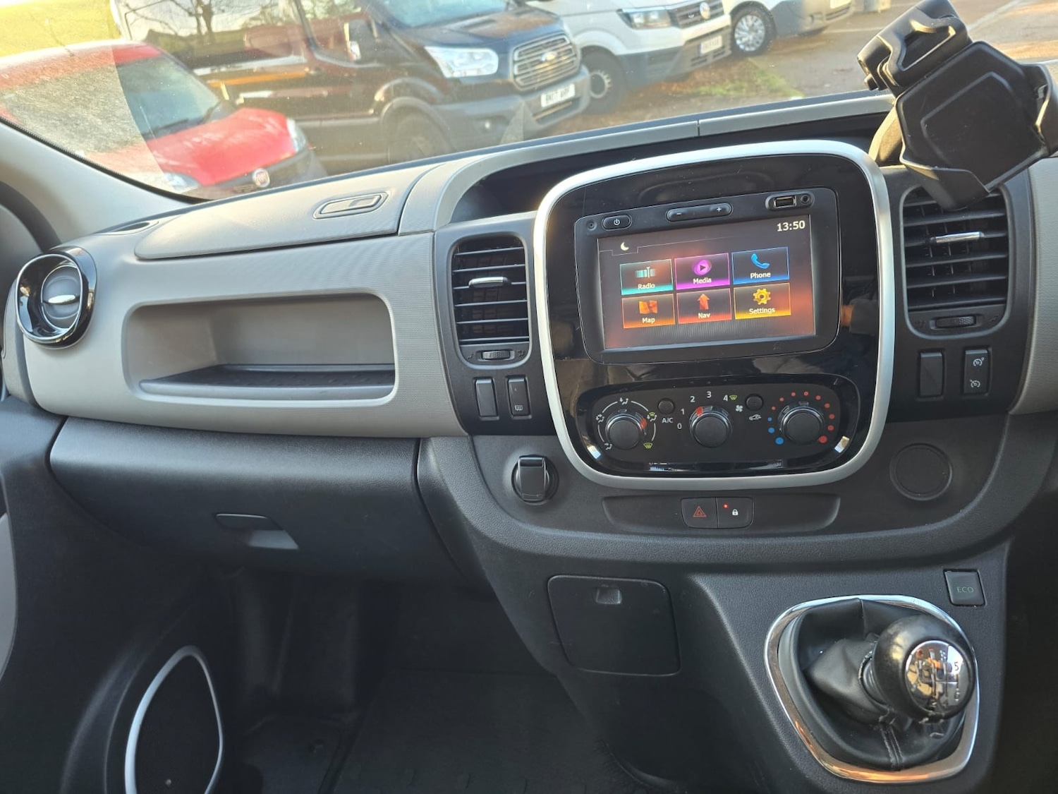 Used Renault Trafic 2018 for sale - 77998800: Photo 19