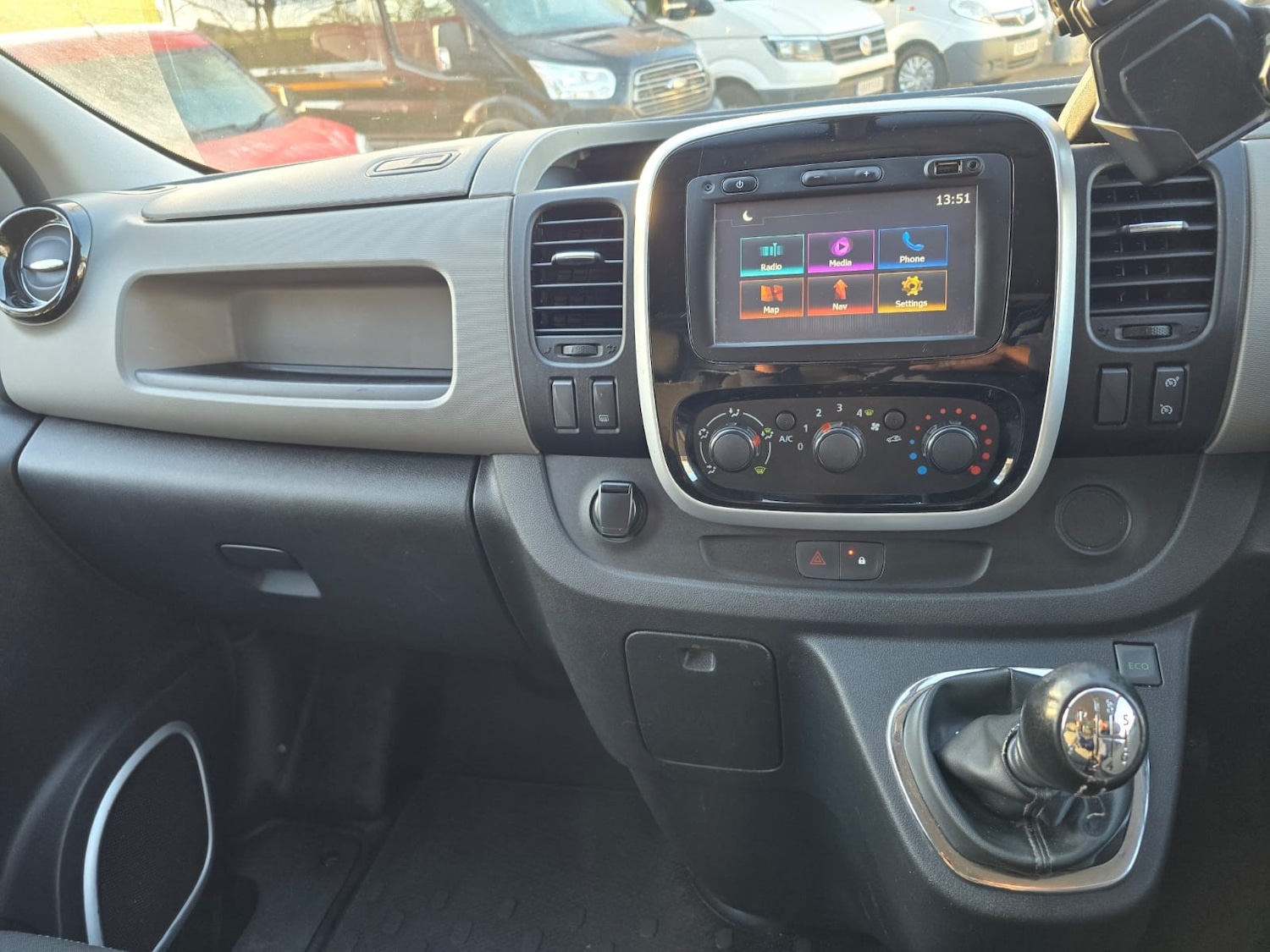 Used Renault Trafic 2018 for sale - 77998800: Photo 21