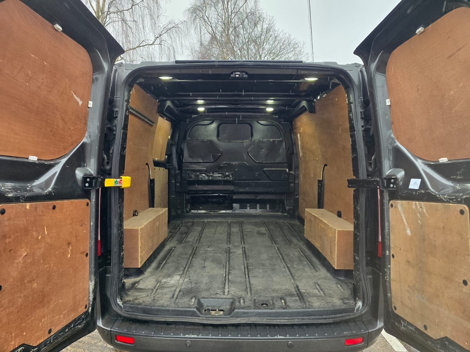 Used Ford Transit Custom 2017 for sale - 77460368: Photo 13