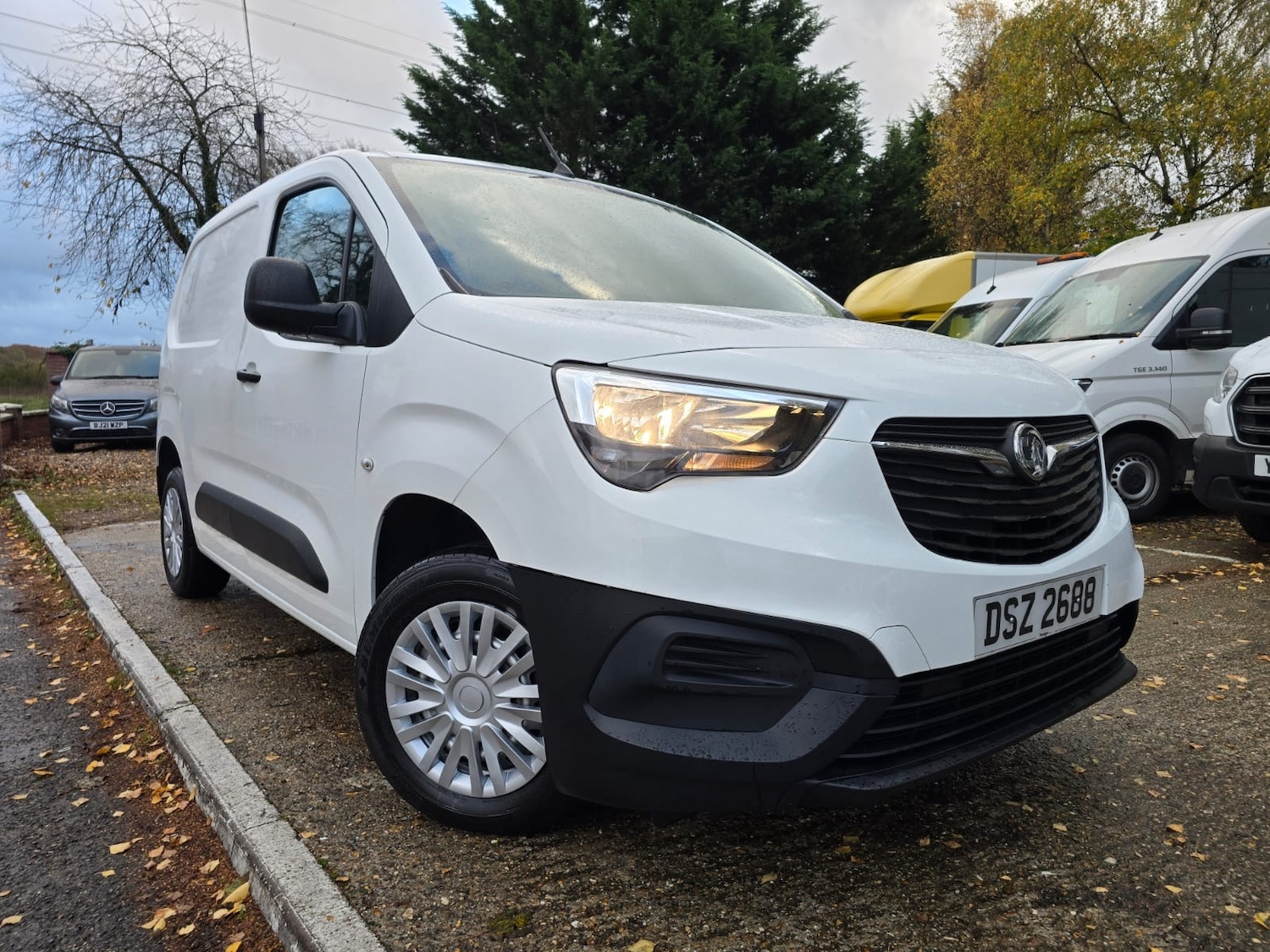 Used Vauxhall Combo 2019 for sale - 76437681: Photo 5