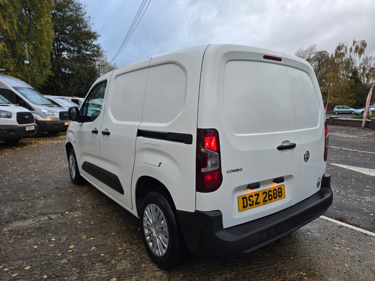 Used Vauxhall Combo 2019 for sale - 76437681: Photo 8