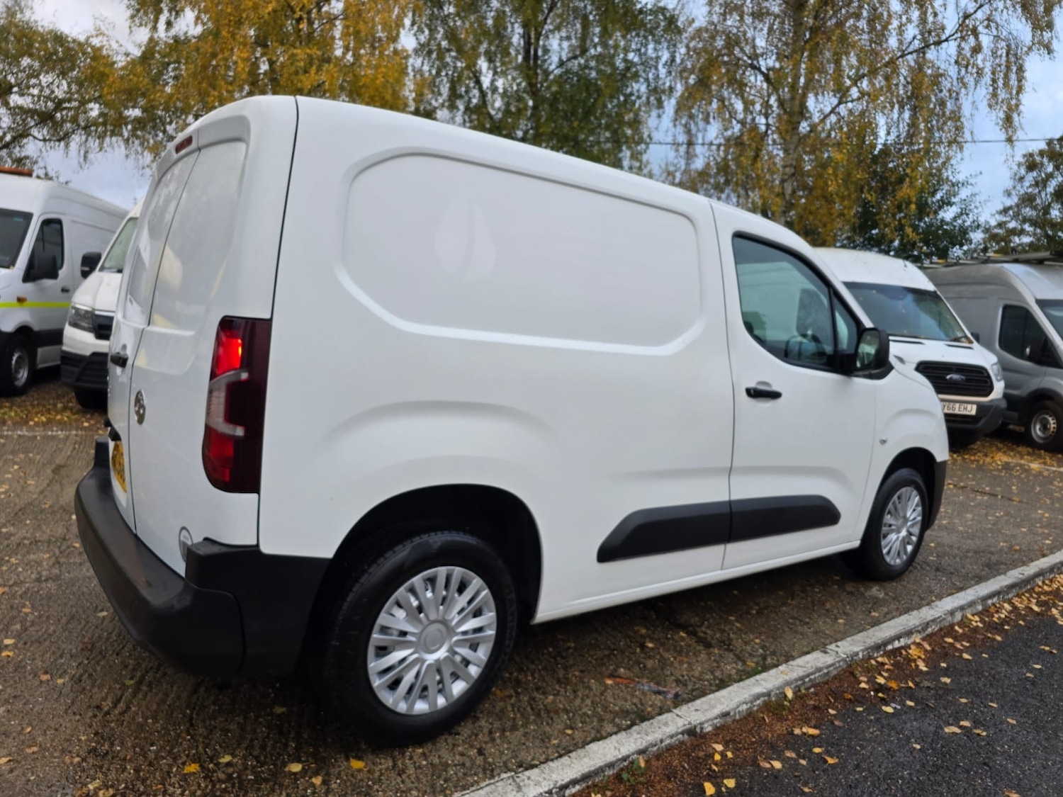 Used Vauxhall Combo 2019 for sale - 76437681: Photo 9