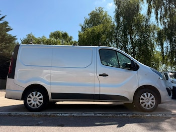 Used Vauxhall Vivaro 2019 for sale - 79208850: Photo