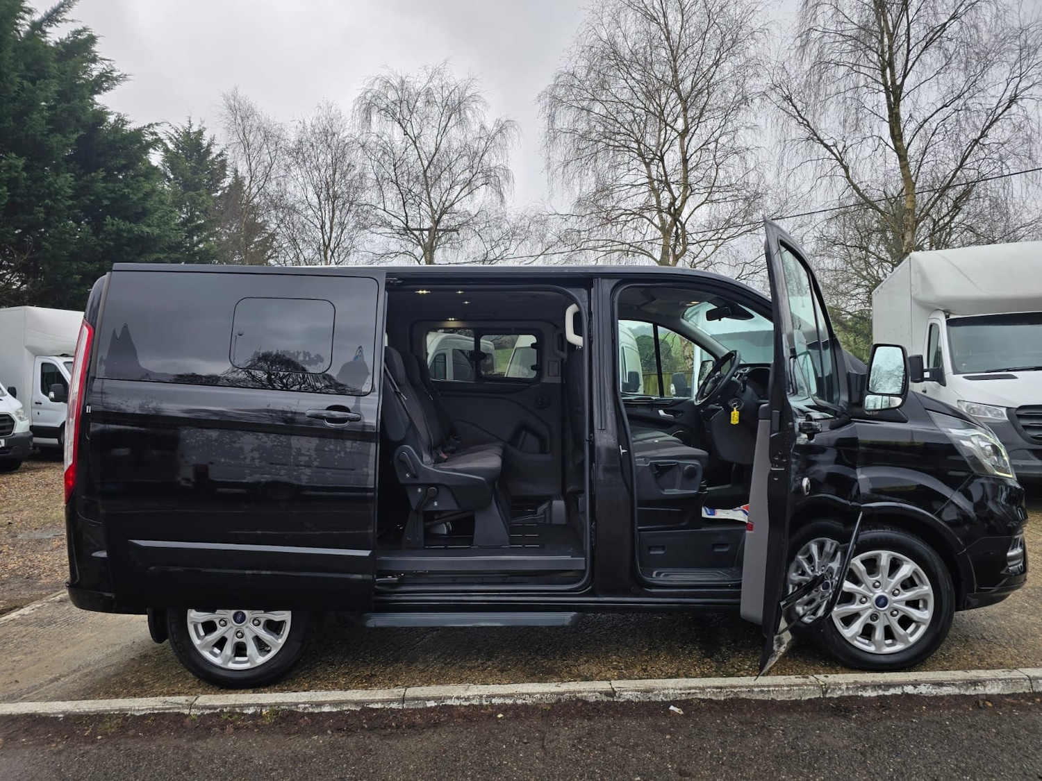 Used Ford Tourneo Custom 2019 for sale - 77432261: Photo 9