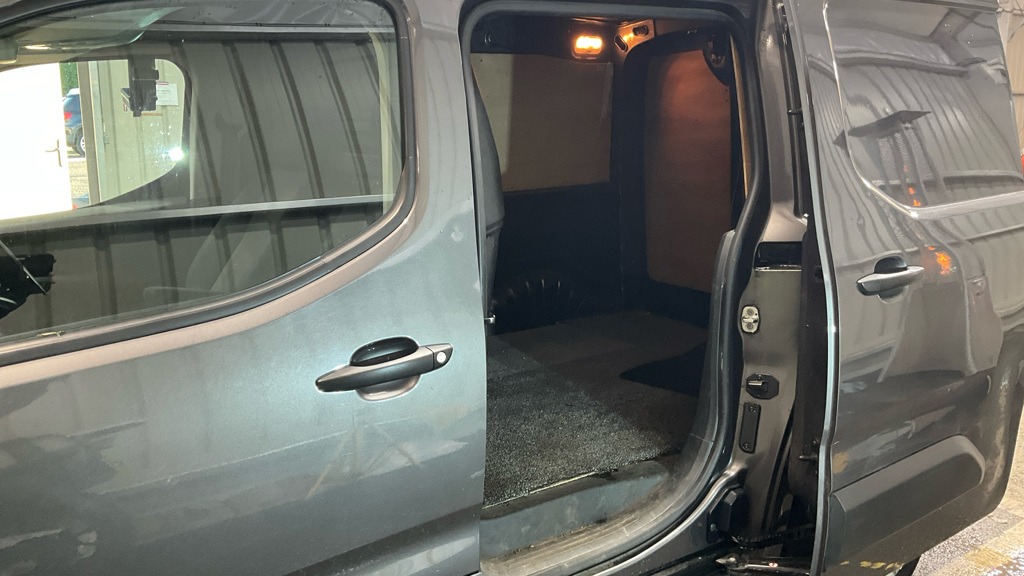 Used Vauxhall Combo 2020 for sale - 77493001: Photo 8