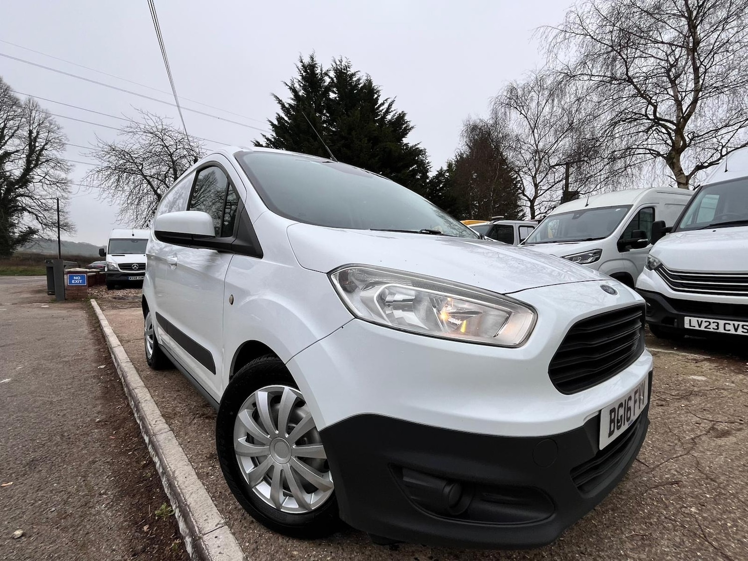 Used Ford Transit Courier 2016 for sale - 77789916: Photo 5