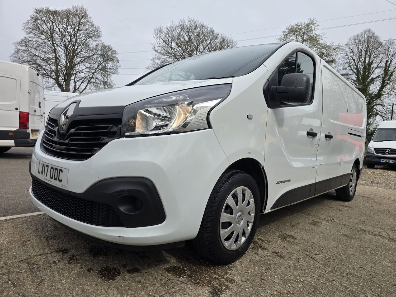 Used Renault Trafic 2017 for sale - 78224800: Photo 2