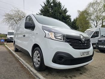 Used Renault Trafic 2017 for sale - 78224800: Photo