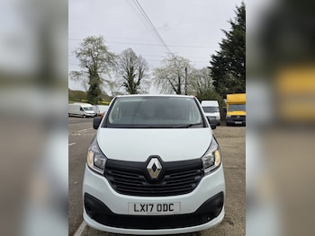 Used Renault Trafic 2017 for sale - 78224800: Photo