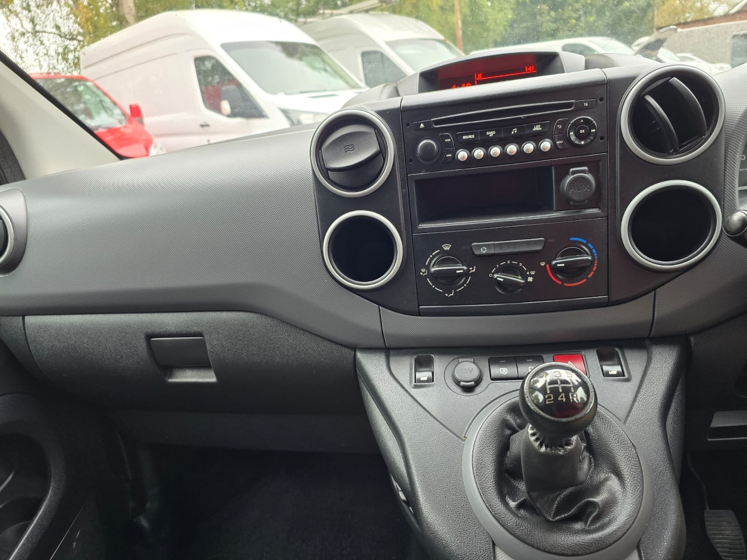 Used Peugeot Partner 2018 for sale - 76244021: Photo 13