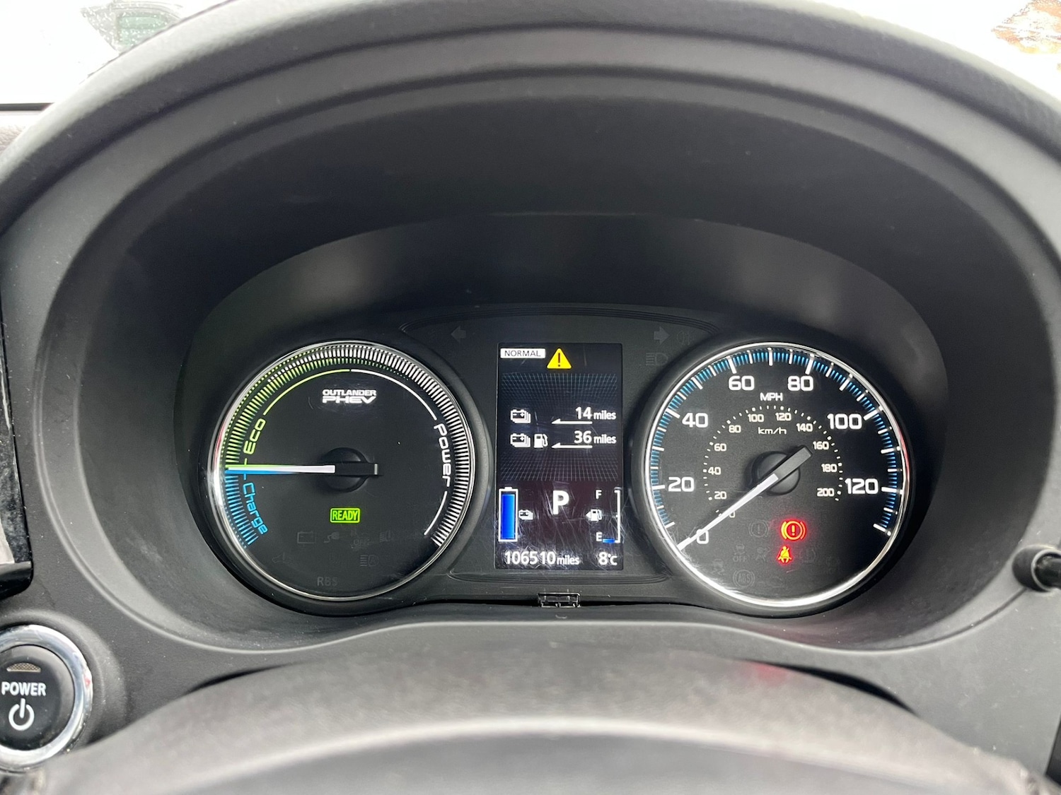 Used Mitsubishi Outlander 2018 for sale - 77662585: Photo 25