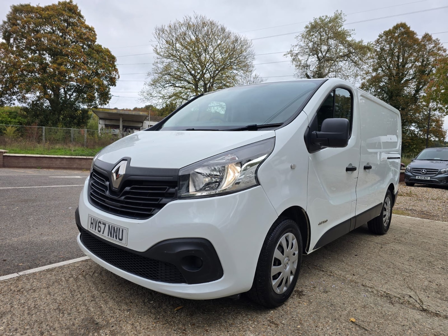 Used Renault Trafic 2017 for sale - 76244706: Photo 2