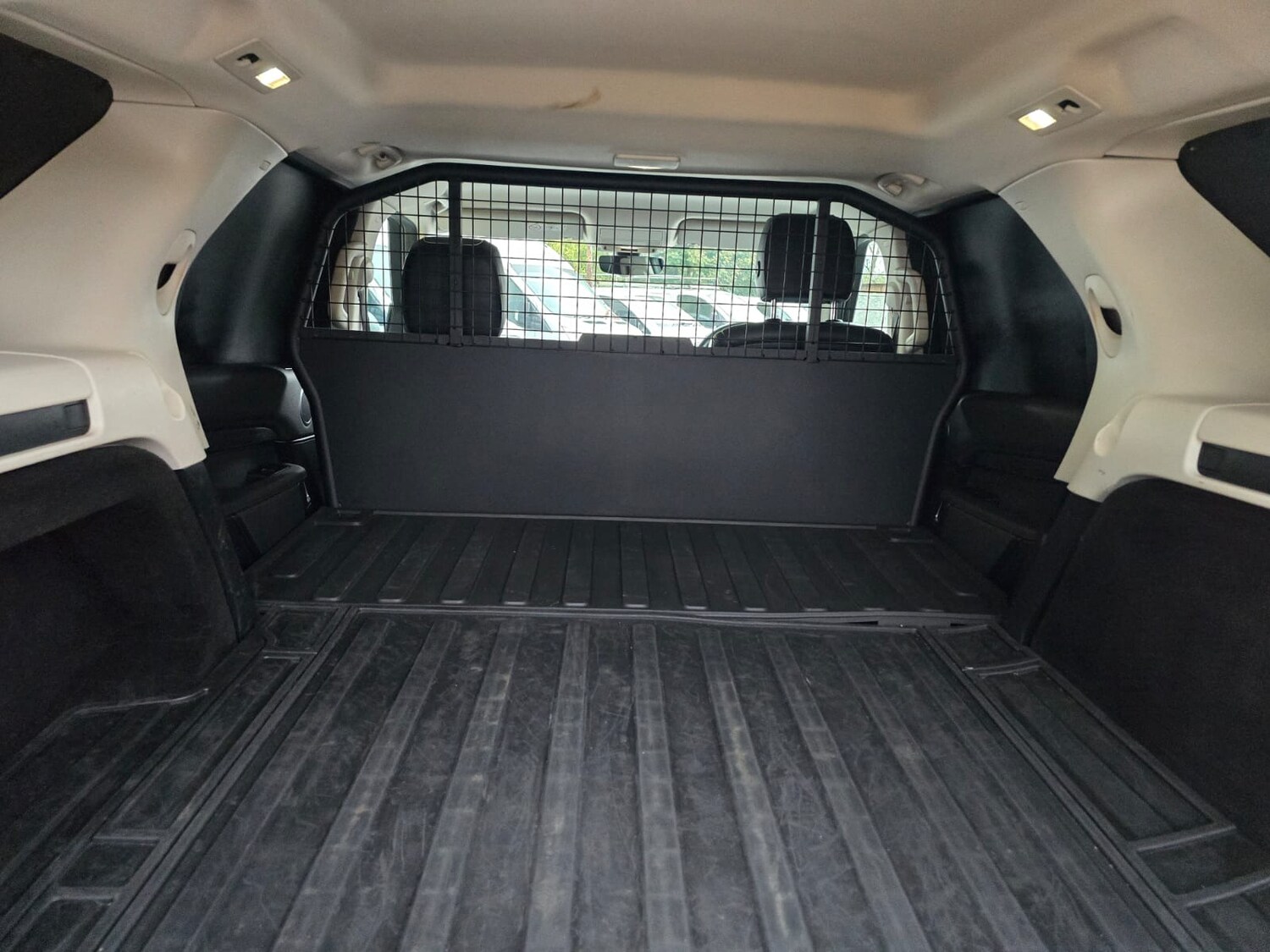 Used Land Rover Discovery 2019 for sale - 76556748: Photo 13