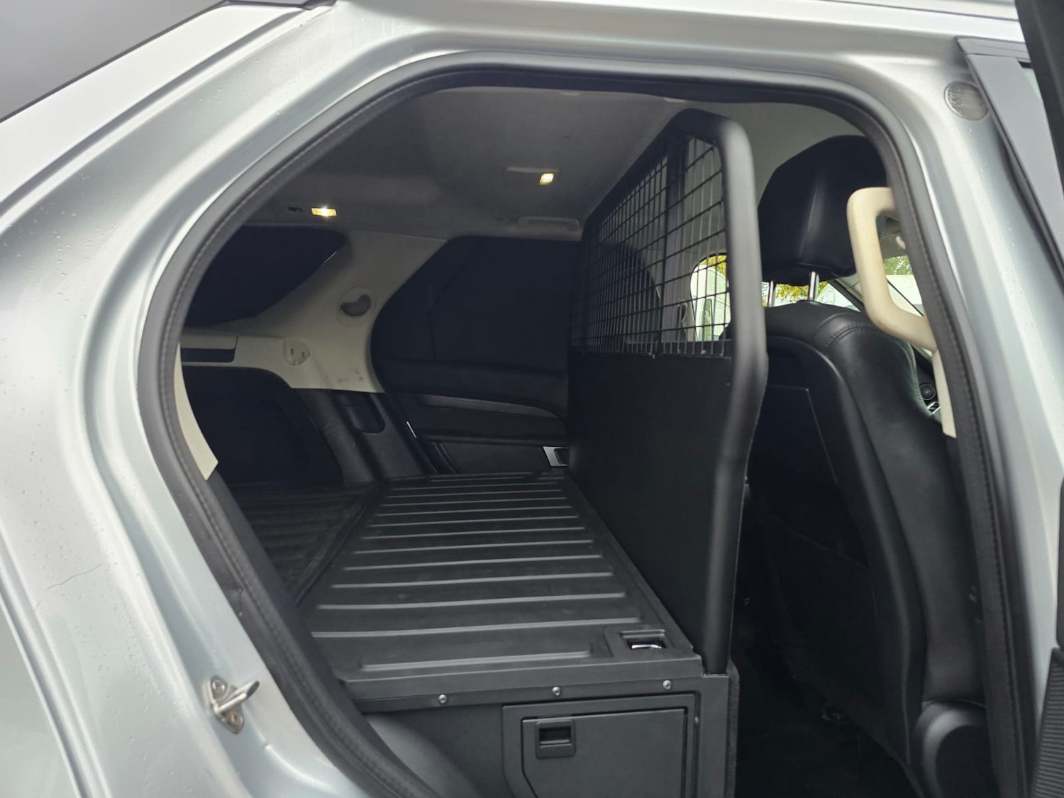 Used Land Rover Discovery 2019 for sale - 76556748: Photo 15