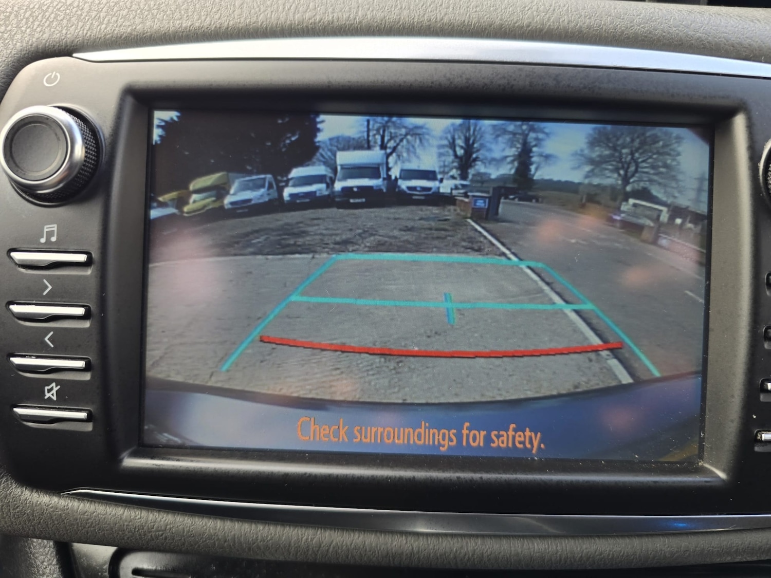 Used Toyota Yaris 2017 for sale - 77762988: Photo 12