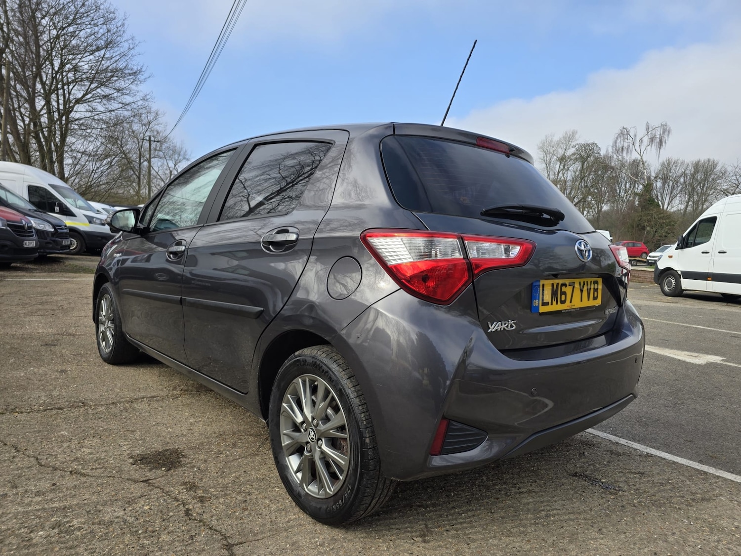 Used Toyota Yaris 2017 for sale - 77762988: Photo 8