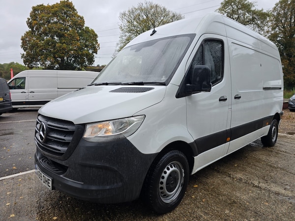 Used Mercedes-Benz Sprinter 2019 for sale - 76244000: Photo 2