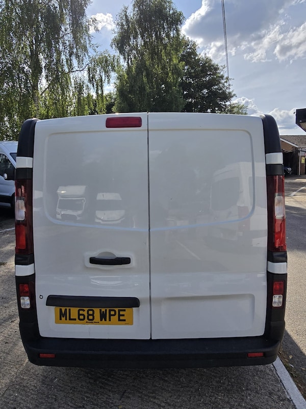 Used Vauxhall Vivaro 2018 for sale - 75309290: Photo 11