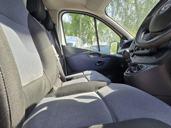 Used Vauxhall Vivaro 2018 for sale - 75309290: Photo 15