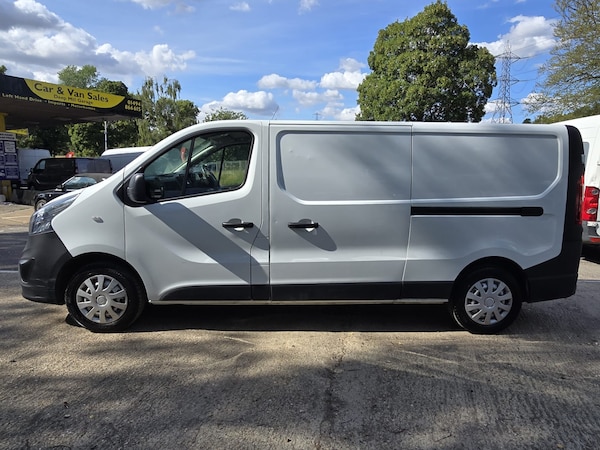 Used Vauxhall Vivaro 2018 for sale - 75309290: Photo 6