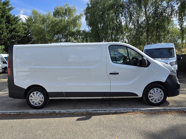 Used Vauxhall Vivaro 2018 for sale - 75309290: Photo 7
