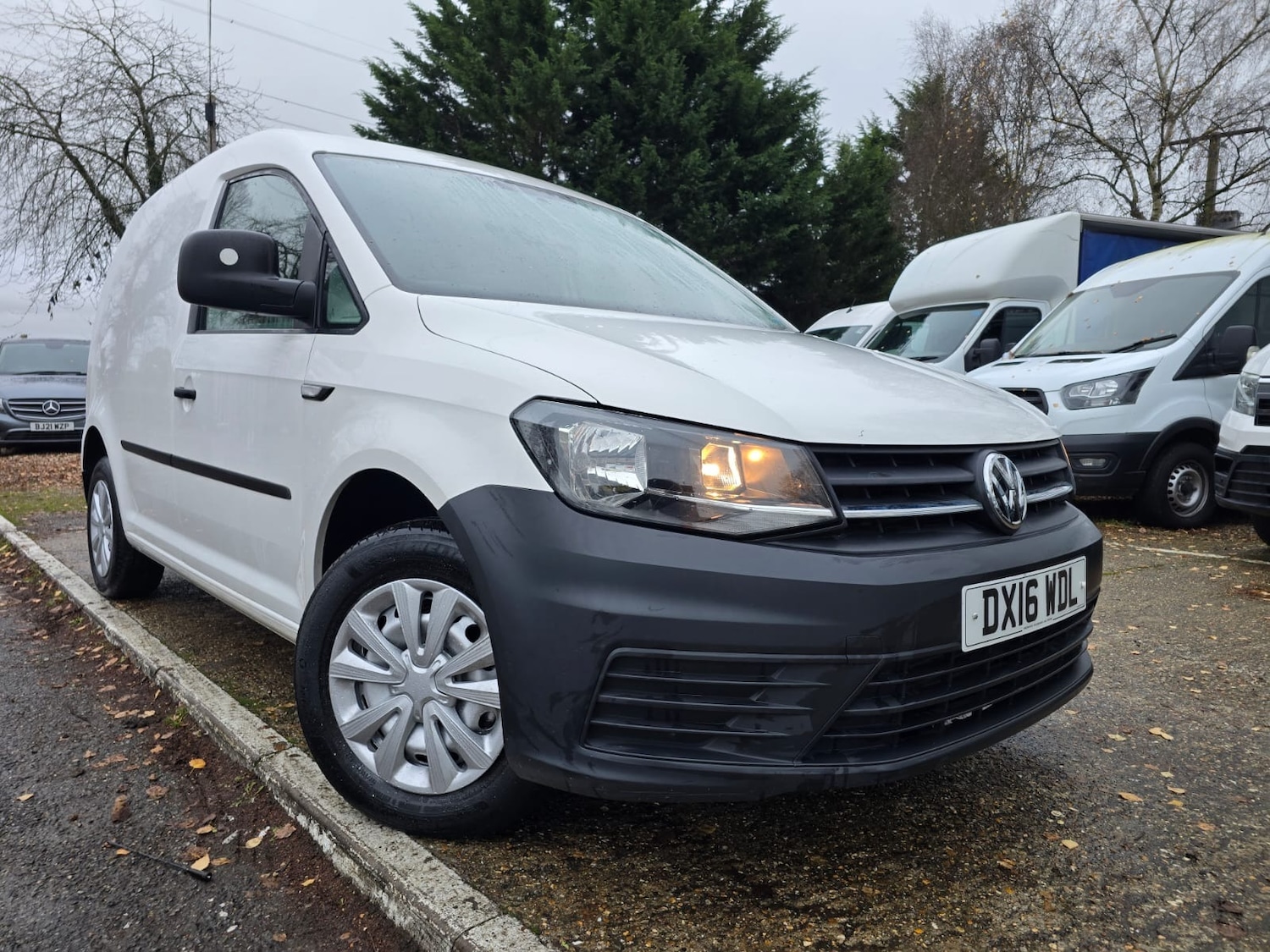 Used Volkswagen Caddy 2016 for sale - 76738619: Photo 3