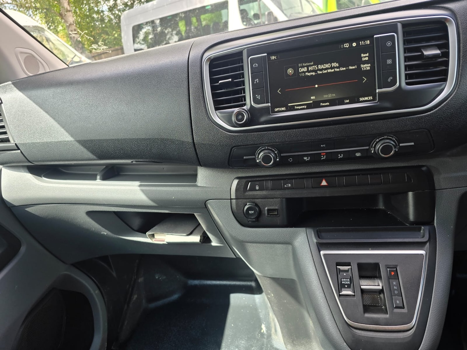 Used Vauxhall Vivaro 2022 for sale - 77975636: Photo 12