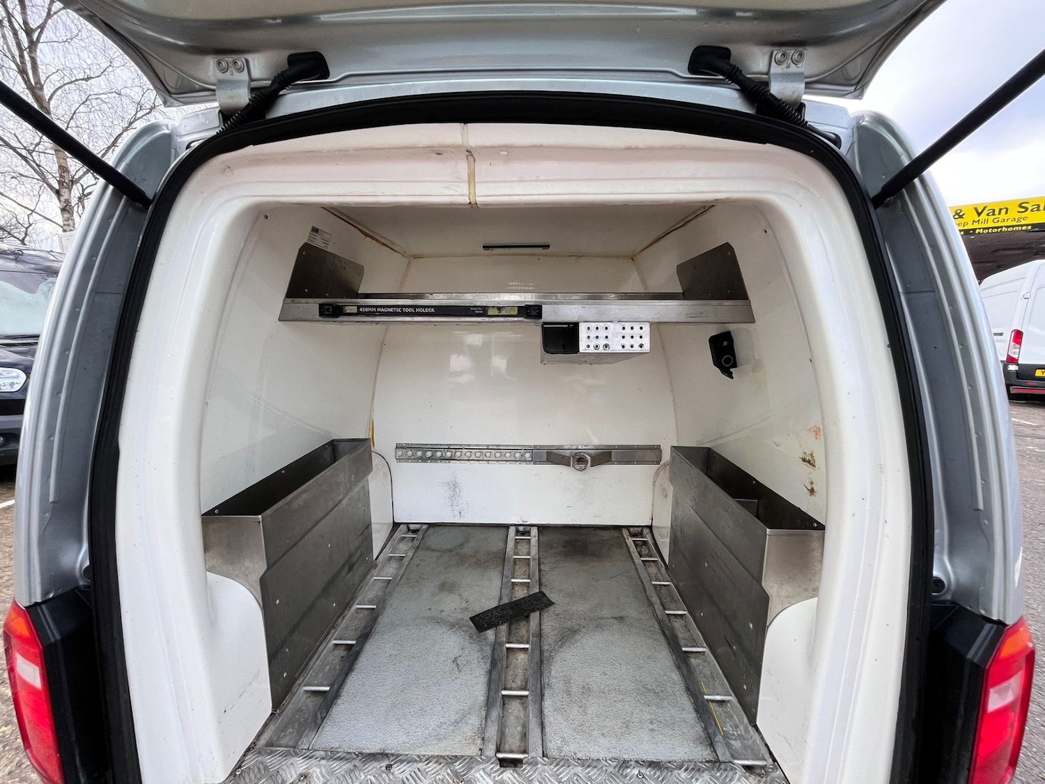 Used Volkswagen Caddy Maxi 2018 for sale - 77504875: Photo 39