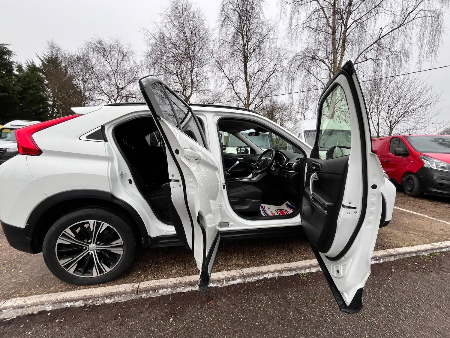 Used Mitsubishi Eclipse Cross 2018 for sale - 77790703: Photo 8