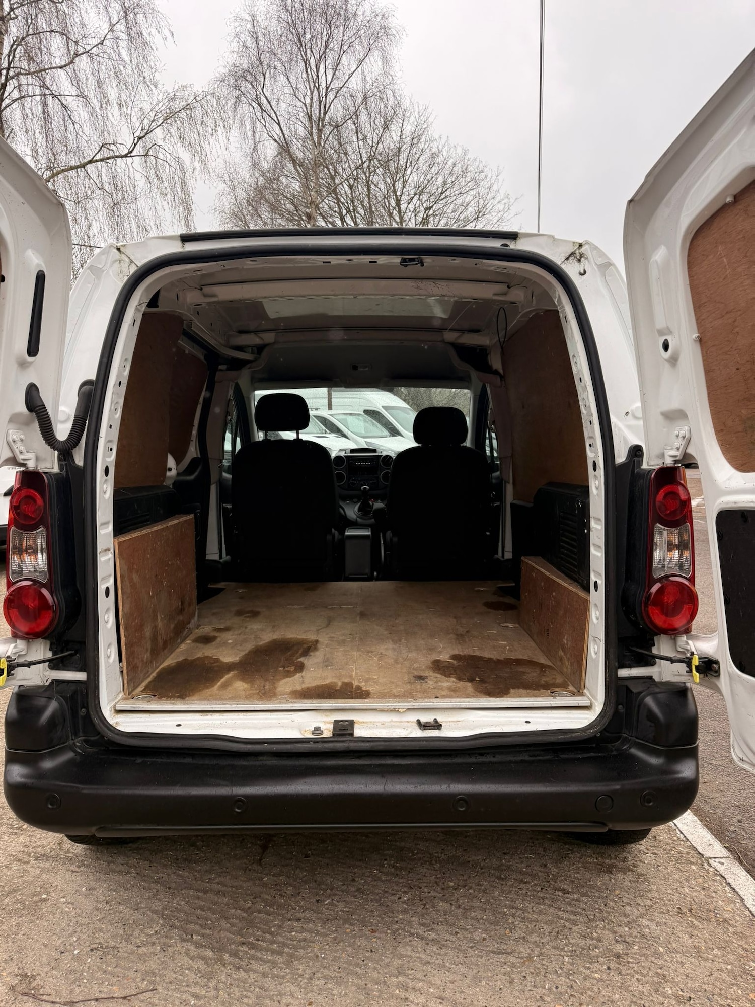 Used Peugeot Partner 2017 for sale - 78149903: Photo 12