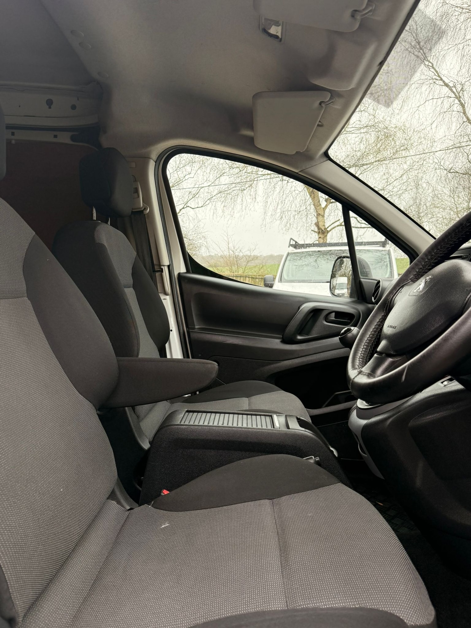 Used Peugeot Partner 2017 for sale - 78149903: Photo 17