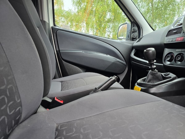 Used Fiat Doblo 2018 for sale - 76254832: Photo 23