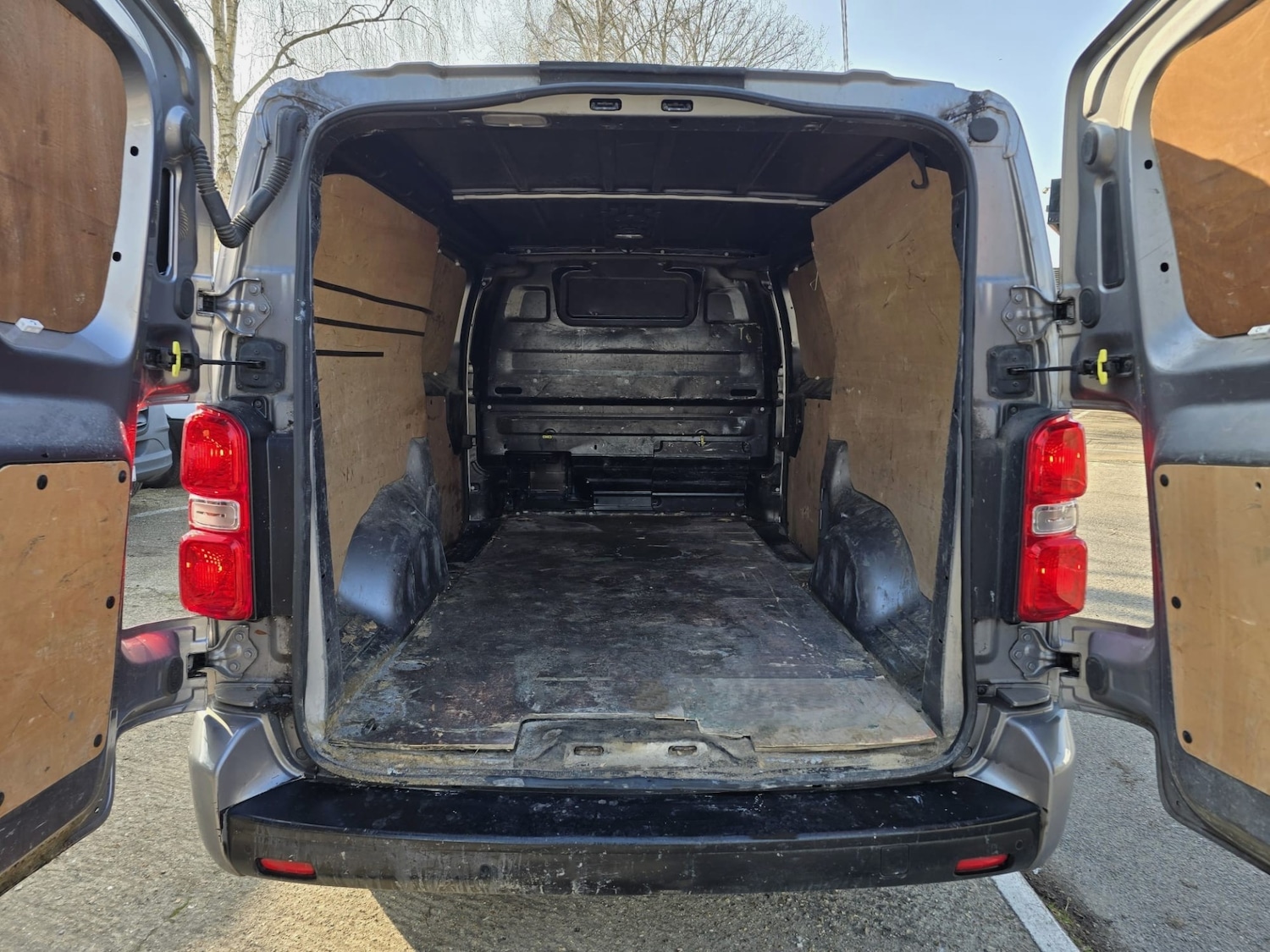 Used Vauxhall Vivaro 2020 for sale - 77763047: Photo 11