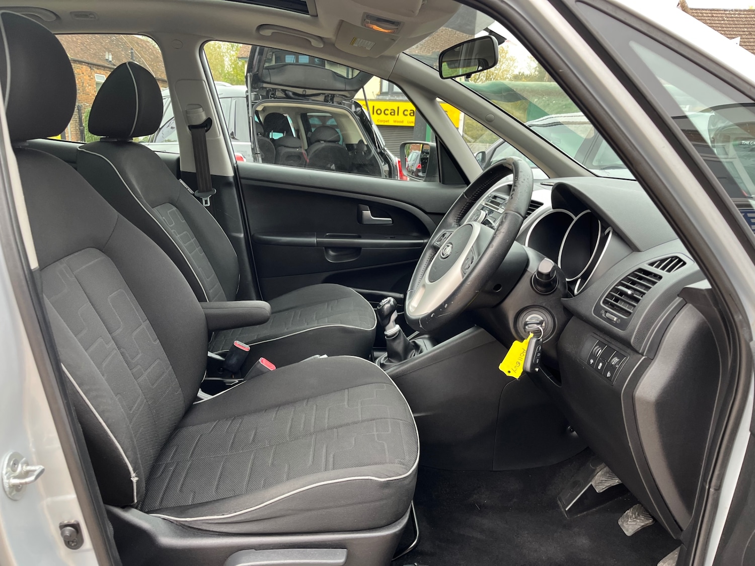 Used Kia Venga 2011 for sale - 76181637: Photo 16