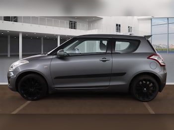 Used Suzuki Swift 2015 for sale - 76145812: Photo 2
