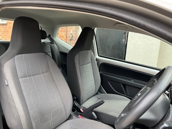 Used Volkswagen up! 2013 for sale - 76146272: Photo 15