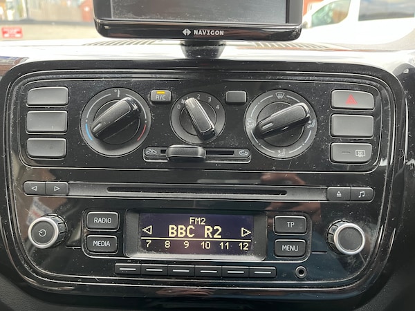 Used Volkswagen up! 2013 for sale - 76146272: Photo 25