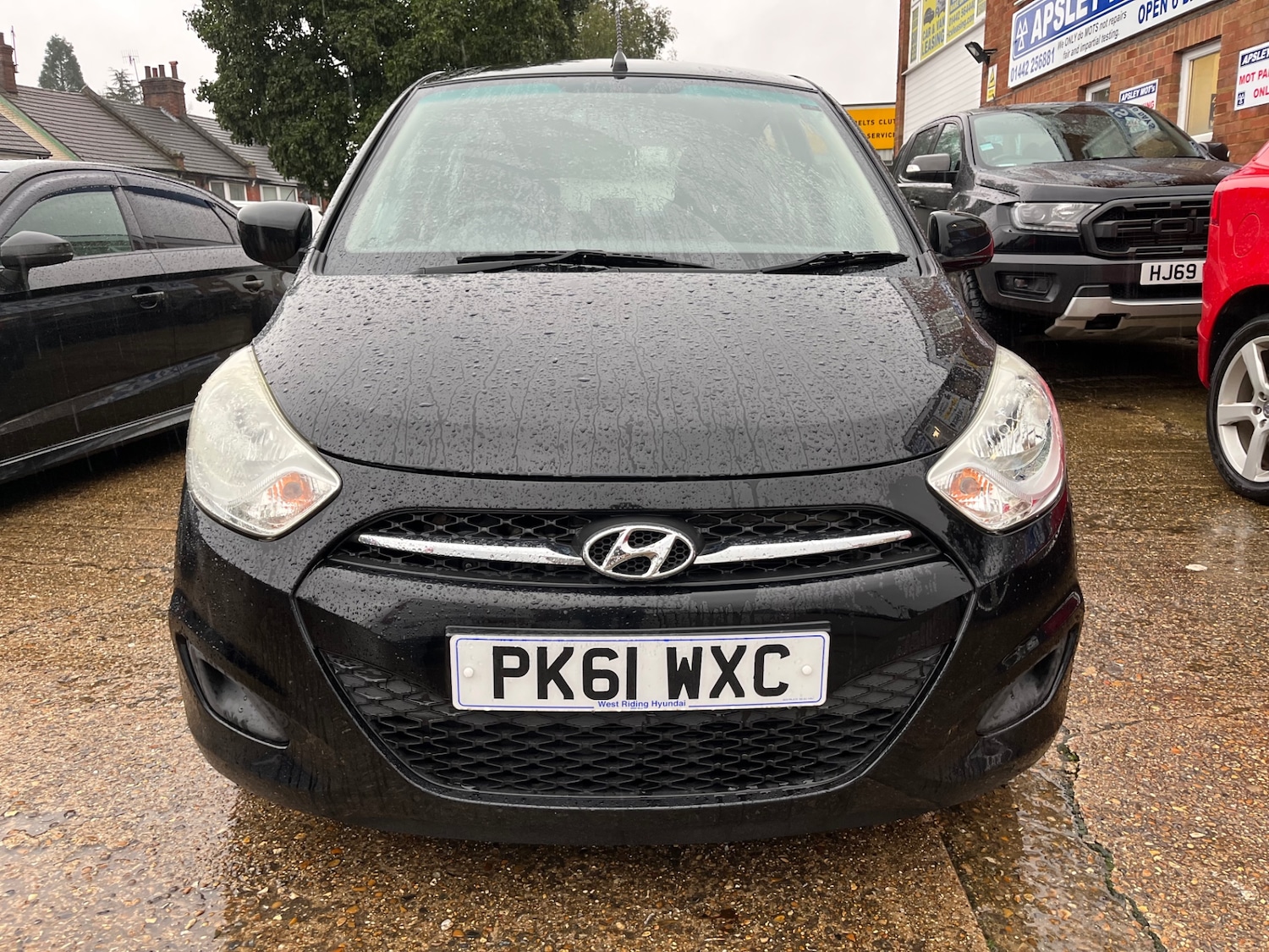 Used Hyundai i10 2011 for sale - 76588898: Photo 2