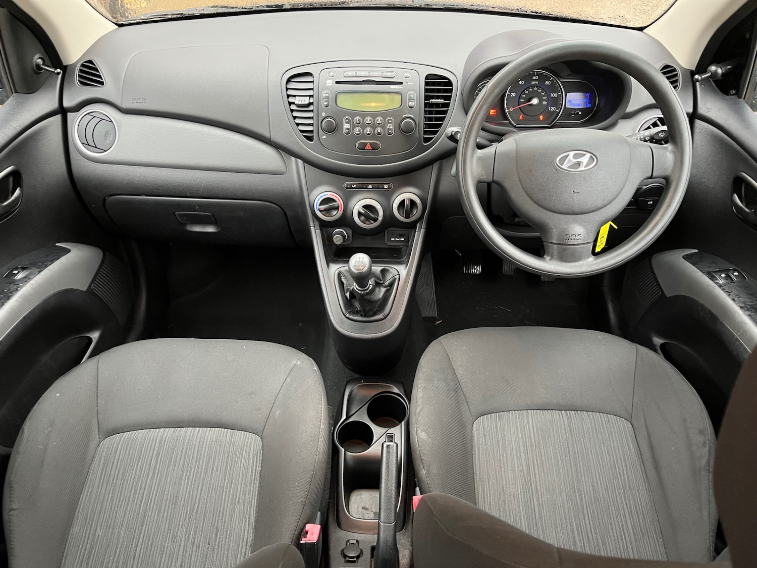 Used Hyundai i10 2011 for sale - 76588898: Photo 8