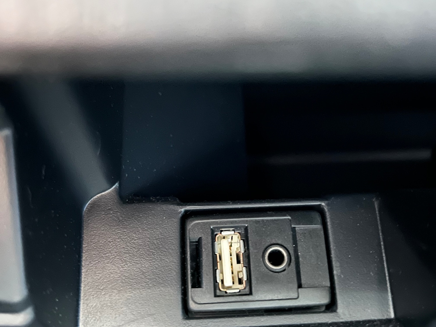 Used Toyota Yaris 2013 for sale - 76589741: Photo 26