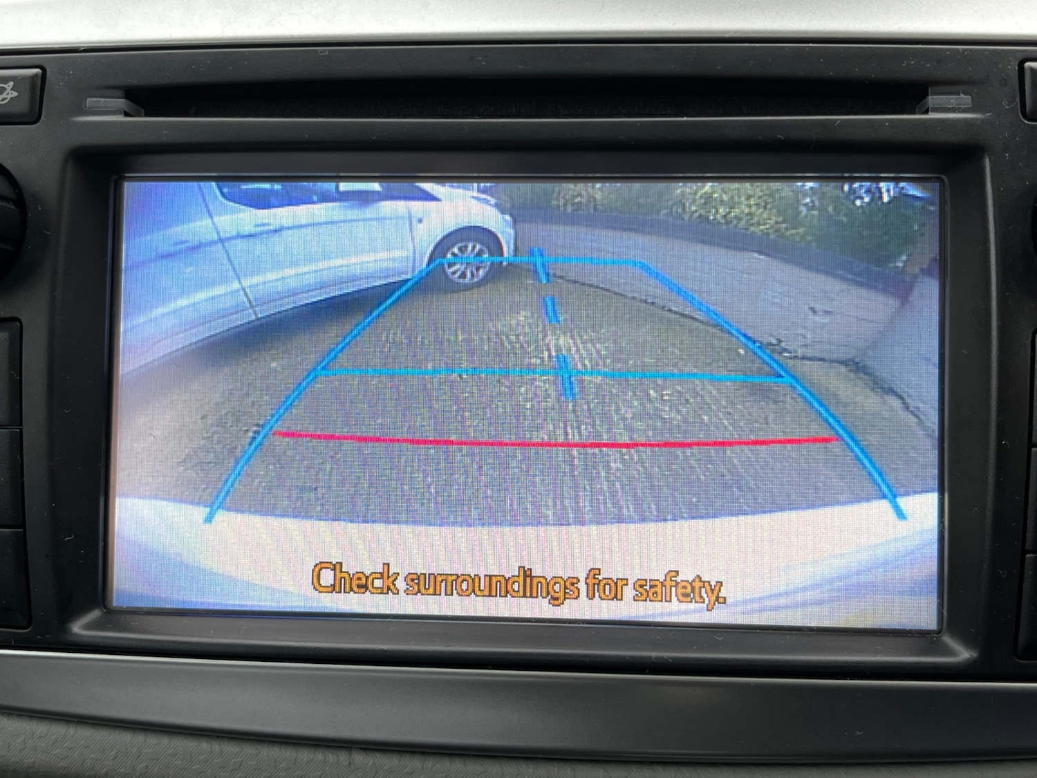 Used Toyota Yaris 2013 for sale - 76589741: Photo 27