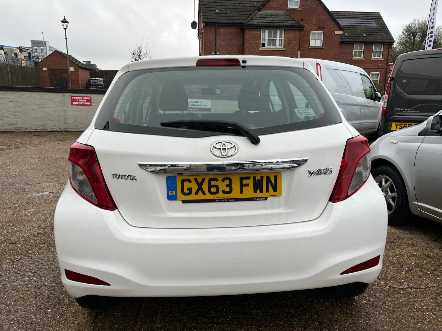 Used Toyota Yaris 2013 for sale - 76589741: Photo 6