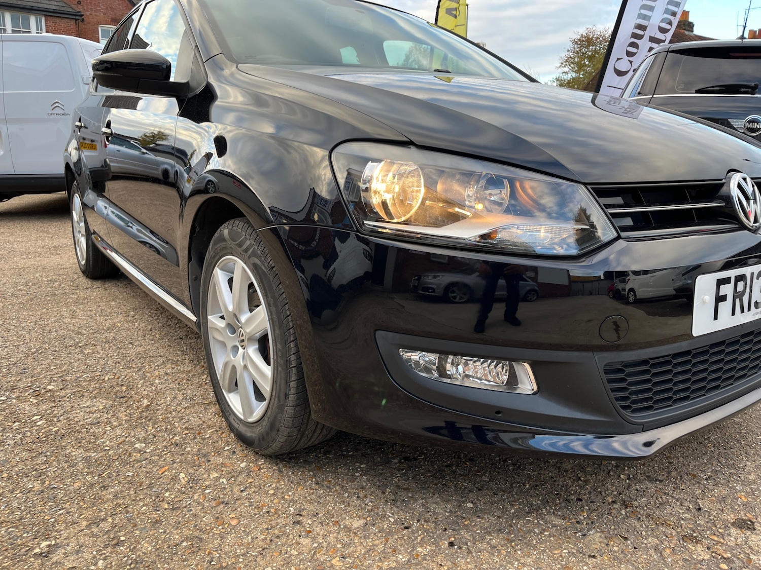 Used Volkswagen Polo 2013 for sale - 76385173: Photo 3